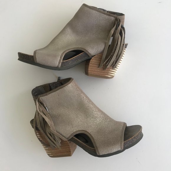 OTBT Shoes - OTBT Free Spirit Open Toe Fringe Sandal Bootie